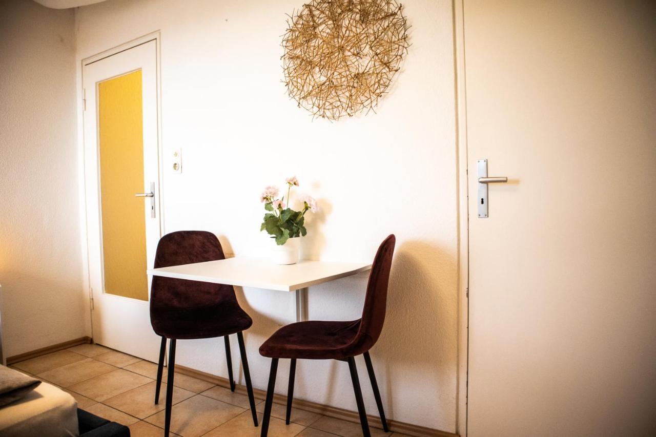 Apartment Fuer 3 Gaeste Mit Kostenlosen Parkplaetzen Und Lift Hannover