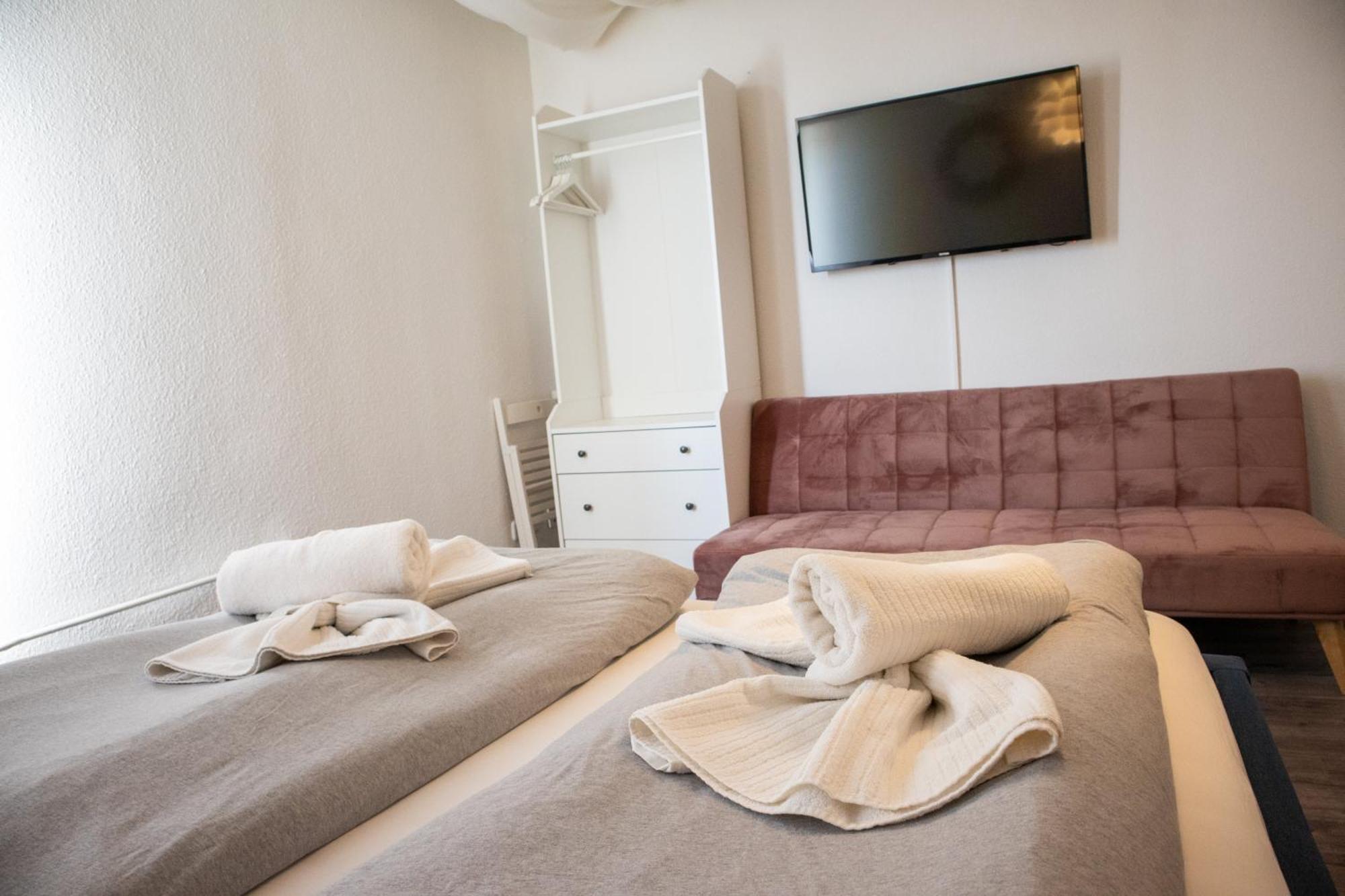 Apartment Fuer 3 Gaeste Mit Kostenlosen Parkplaetzen Und Lift *